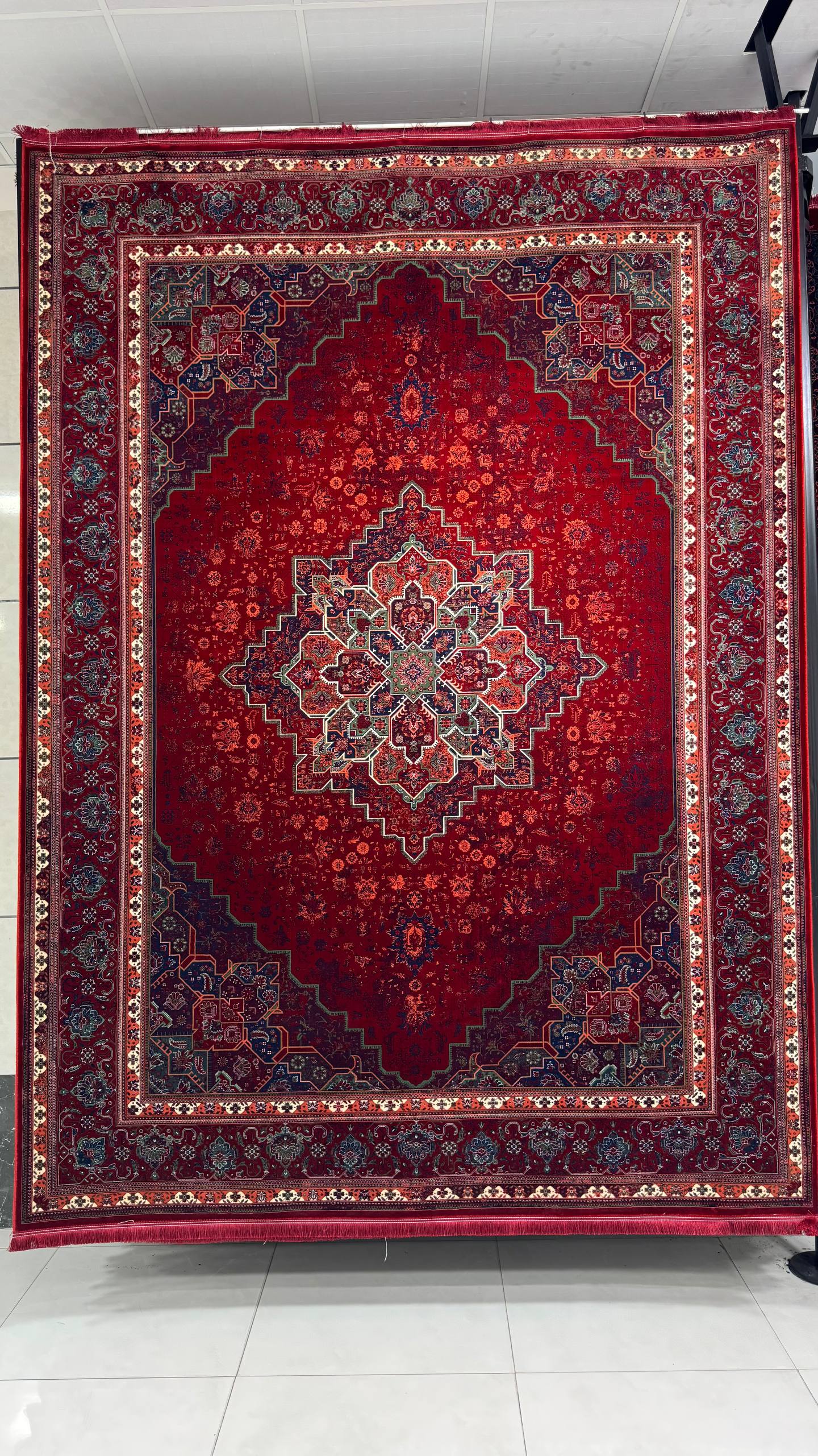 فرش تهران لاکی